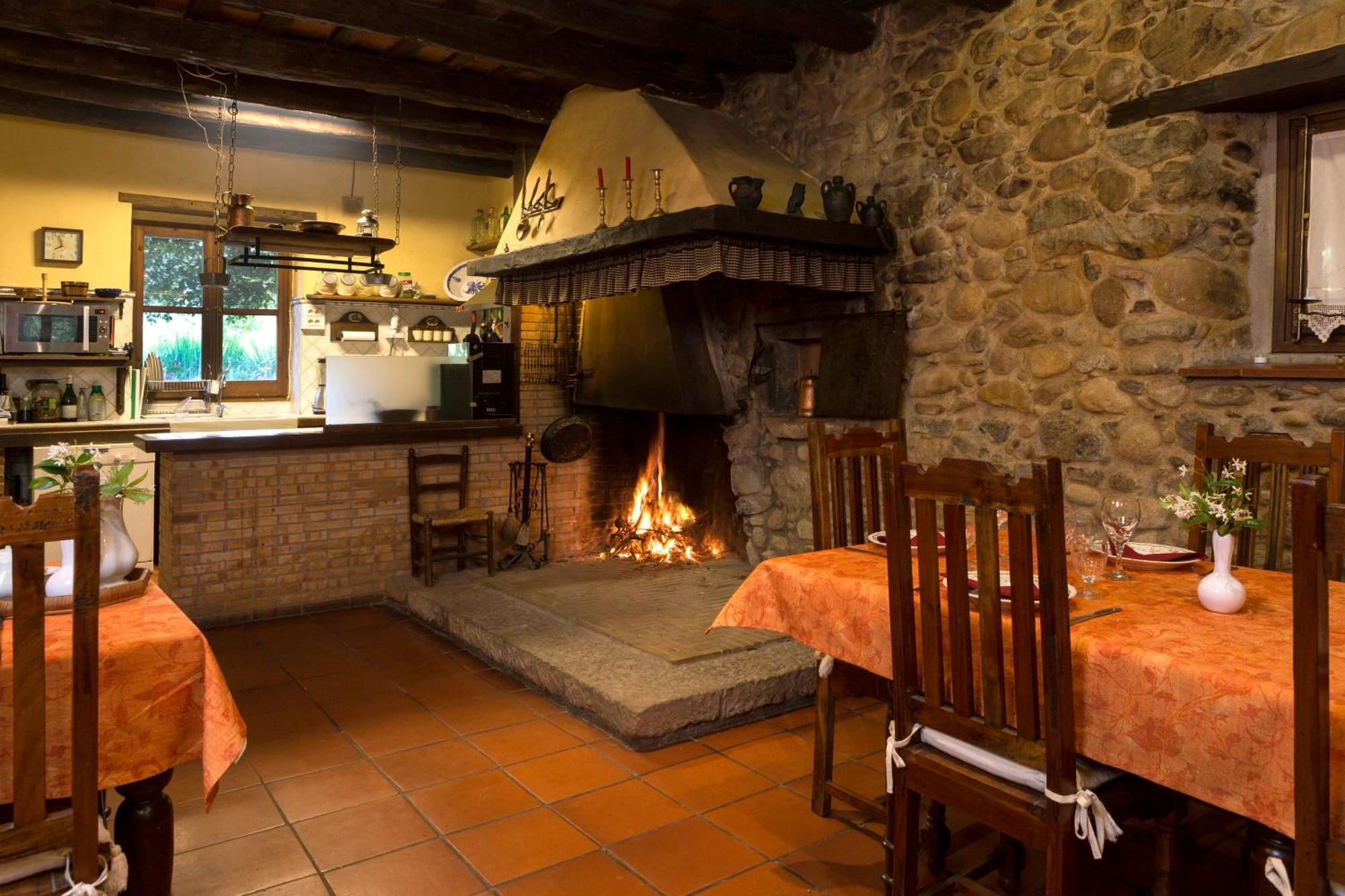 Casa Rural Can Jepet La Cellera de Ter Ngoại thất bức ảnh