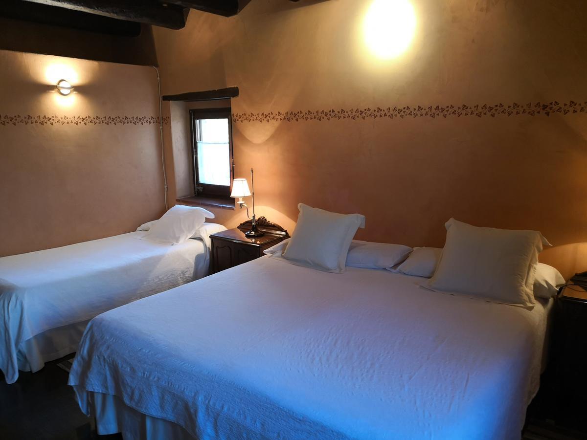 Casa Rural Can Jepet La Cellera de Ter Ngoại thất bức ảnh