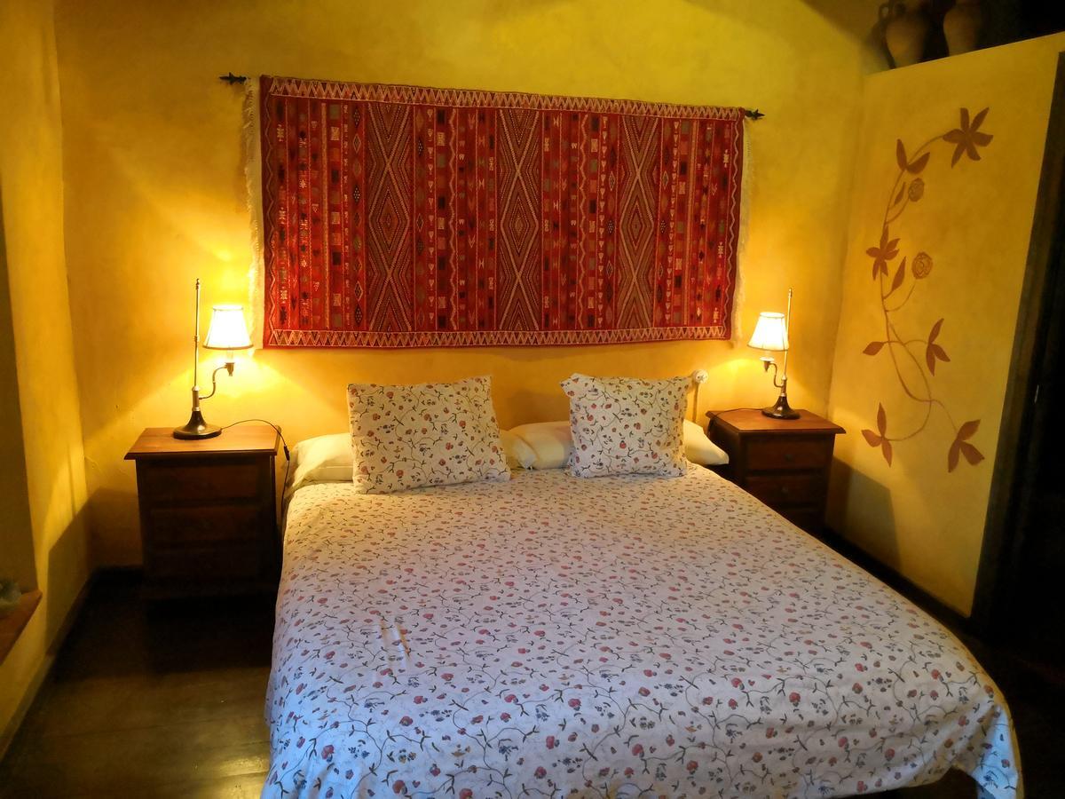 Casa Rural Can Jepet La Cellera de Ter Ngoại thất bức ảnh